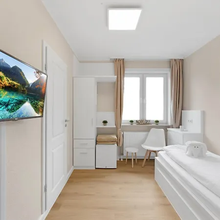 Auszeit 3* בורקום